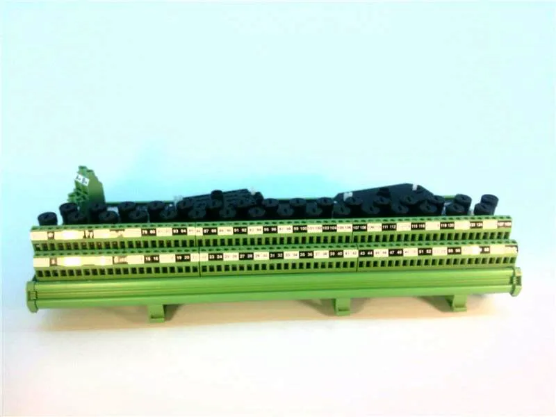 16428-1-04 PLC-module/rek door MOORE PRODUCTS