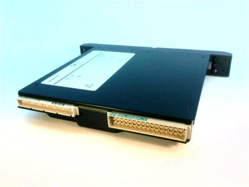 39SAIAAN PLC-module/rek door MOORE PRODUCTS