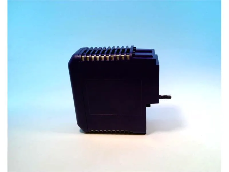 IO-8AO PLC-module/rek van MOORE PRODUCTS
