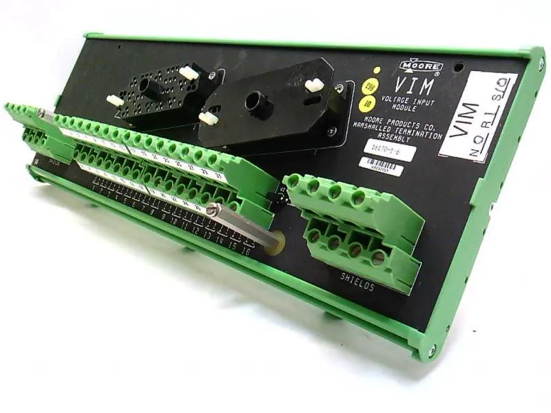 16170-1-6 PLC-module/rek van SIEMENS