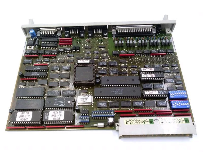 6ES5242-1AA32 Módulo/Rack PLC da SIEMENS