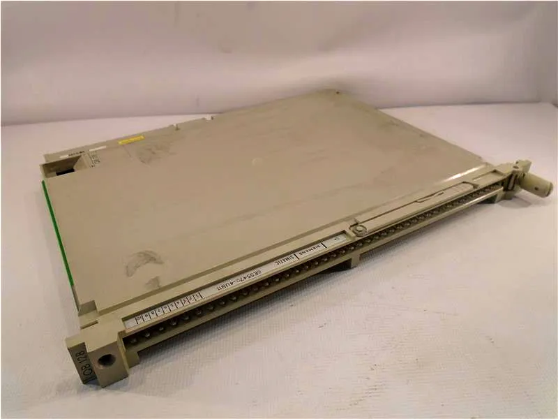 6ES5470-4UB11 Módulo/Rack PLC da SIEMENS