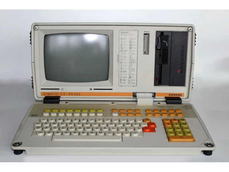 6ES5685-0UA11 Terminal de programación PLC de SIEMENS