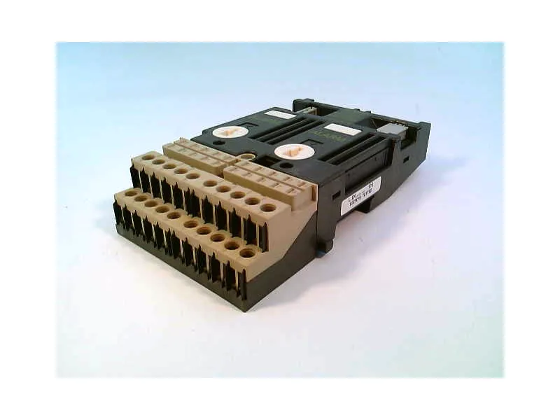 6ES5700-8MB11 Módulo/Rack PLC da SIEMENS