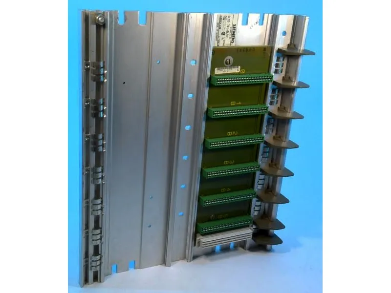 6ES5701-0LA11 Módulo/Rack PLC da SIEMENS