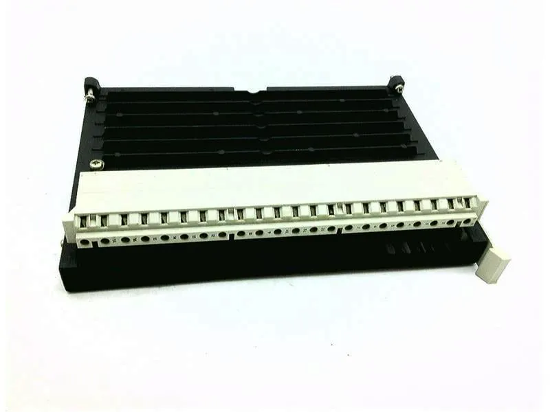 6ES5741-0AB21 Módulo/Bastidor PLC da SIEMENS