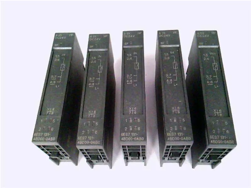 6ES7131-4BD00-0AB0 Módulo/Rack PLC da SIEMENS
