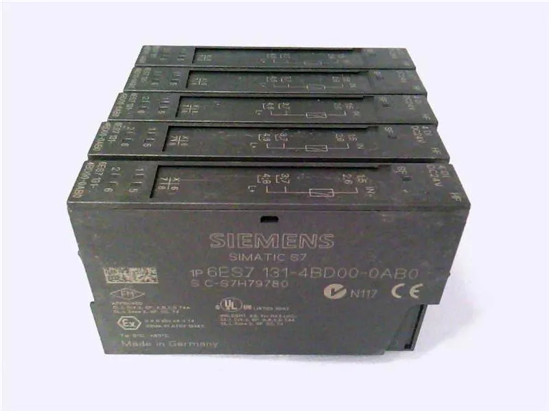6ES7131-4BD00-0AB0 Módulo/Rack PLC da SIEMENS