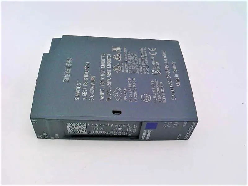 6ES7135-6HD00-0BA1 Módulo de E/S Lógico VDC da SIEMENS