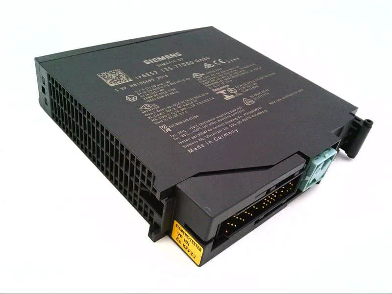 6ES7135-7TD00-0AB0 Módulo/Rack PLC da SIEMENS