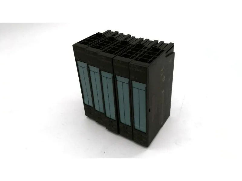 6ES7138-4DC00-0AB0 Módulo/Rack PLC da SIEMENS