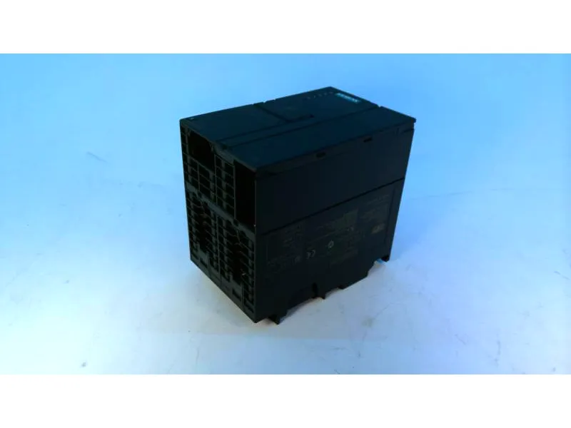 6ES7157-0AD81-0XA0 Módulo/Rack PLC da SIEMENS