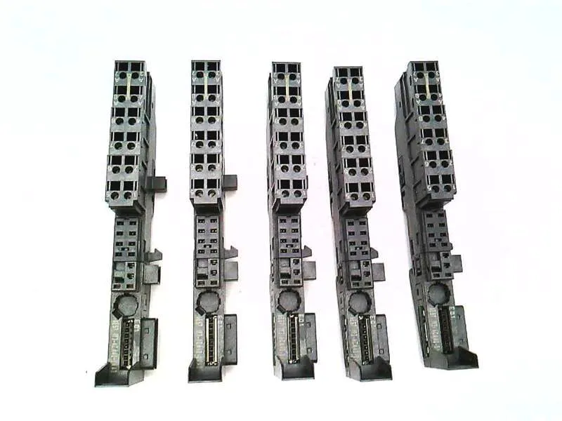 6ES7193-4CA40-0AA0 Module/Châssis API par SIEMENS