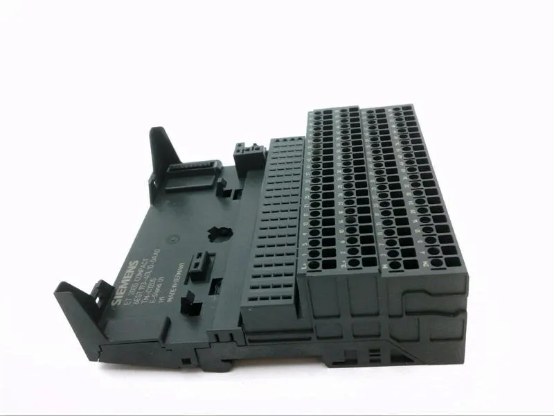 6ES7193-4DL10-0AA0 Módulo/Rack PLC da SIEMENS
