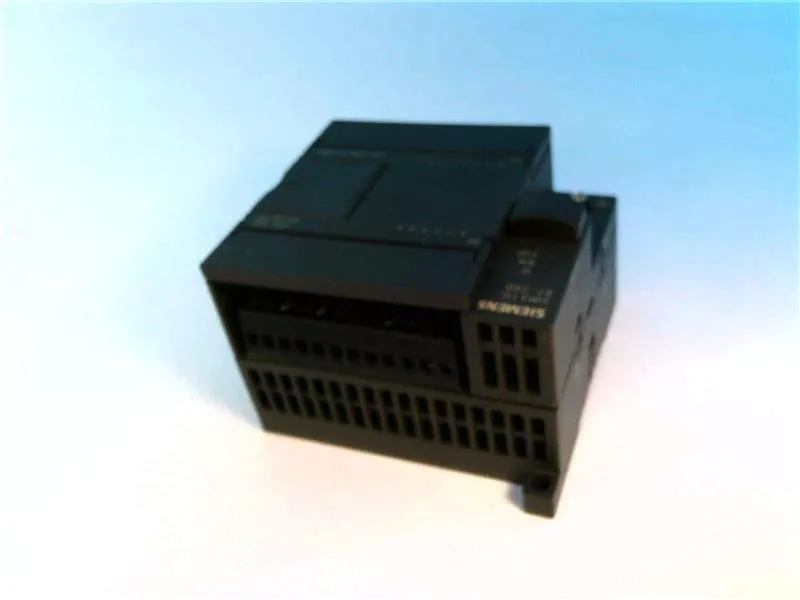6ES7212-1AB21-0XB0 API compact par SIEMENS