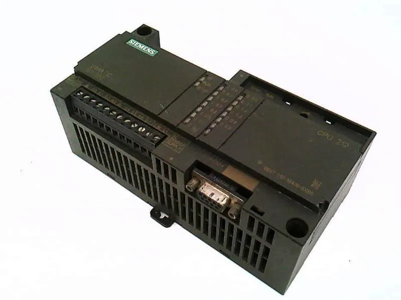 6ES7212-1BA10-0XB0 Module/Châssis API SIEMENS