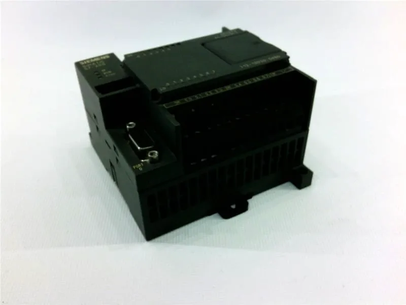 6ES7212-1BB20-0XB0 Module/Châssis API SIEMENS