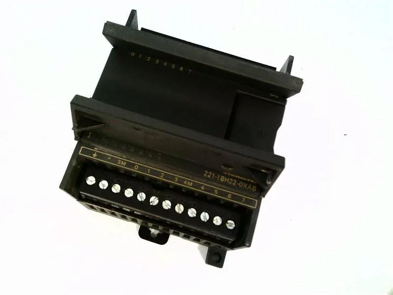 6ES7221-1BH22-0XA8 Module/Châssis d'automate par SIEMENS