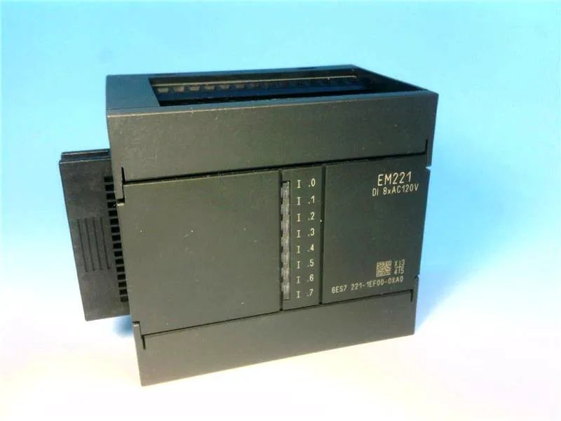 6ES7221-1EF00-0XA0 Automate compact par SIEMENS
