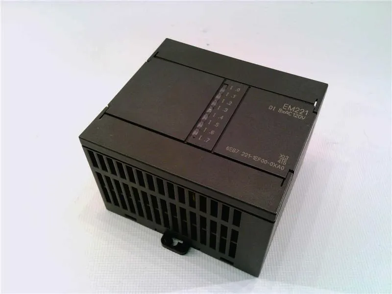 6ES7221-1EF00-0XA0 Automate compact par SIEMENS