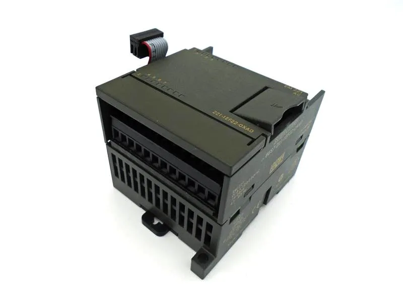 6ES7221-1EF22-0XA0 Automate compact par SIEMENS