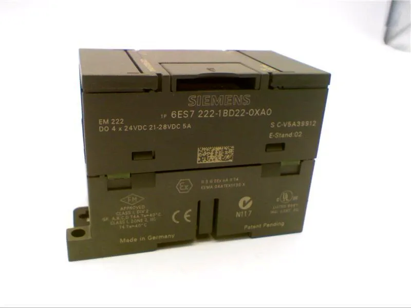 6ES7222-1BD22-0XA0 Automate compact par SIEMENS