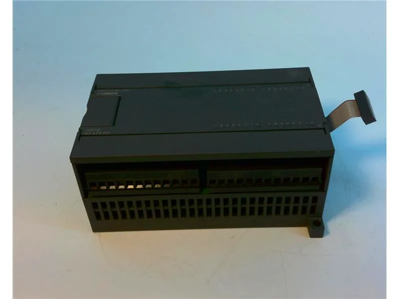 6ES7223-1BL22-0XA8 Module/Châssis API par SIEMENS