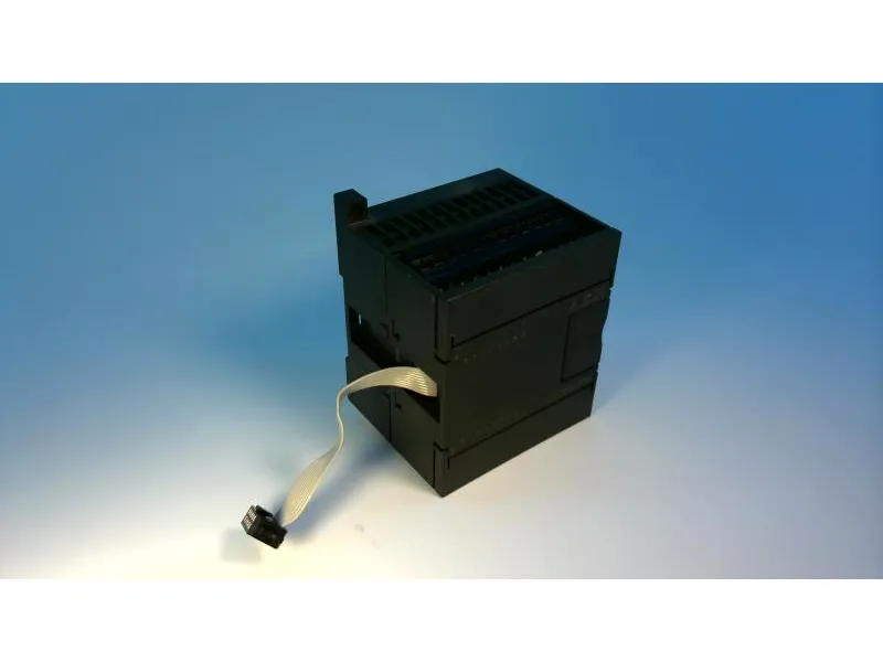 6ES7223-1PH20-0XA0 API compact par SIEMENS