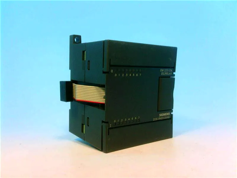 6ES7223-1PH22-0XA8 Module/Châssis API par SIEMENS