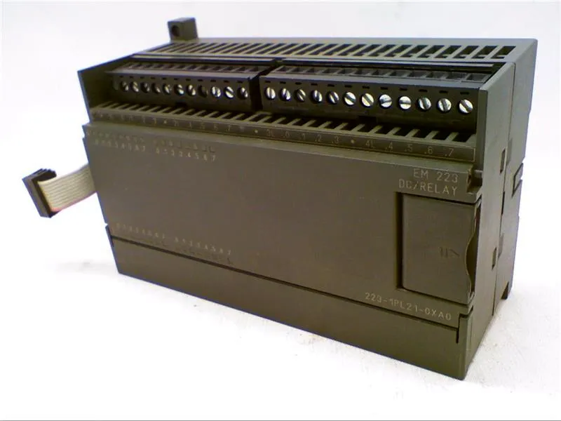 6ES7223-1PL21-0XA0 Module/Châssis API par SIEMENS