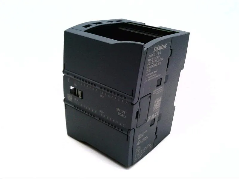 6ES7223-1PL32-0XB0 Module d'E/S logique VDC par SIEMENS