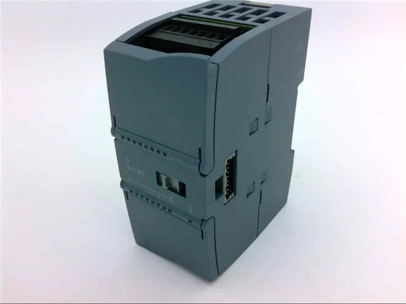 6ES7231-4HD30-0XB0 Module/Châssis API par SIEMENS