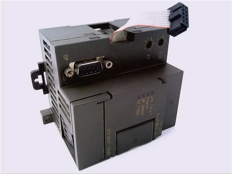 6ES7277-0AA21-0XA0 Module/Châssis API par SIEMENS