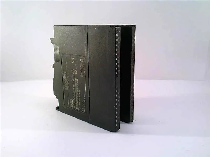 6ES7322-8BH00-0AB0 Module/Châssis PLC par SIEMENS