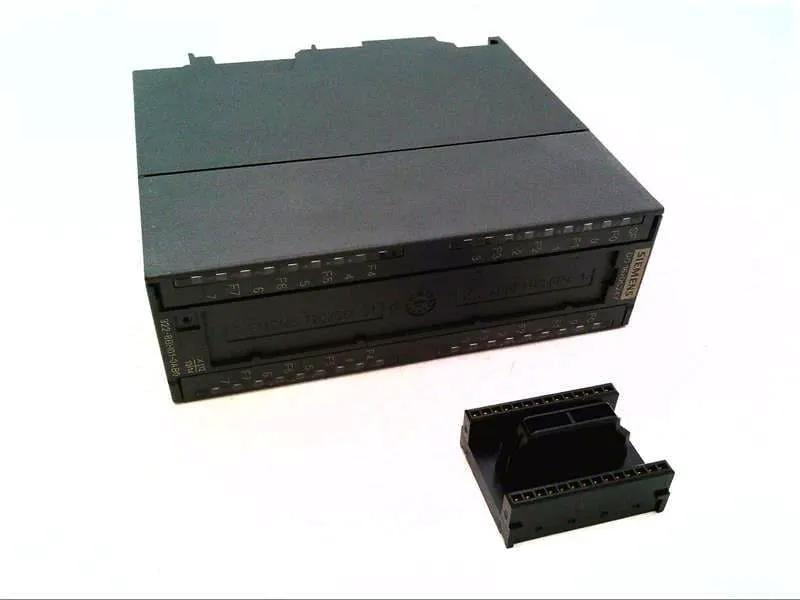 6ES7322-8BH01-0AB0 Module/Châssis PLC par SIEMENS