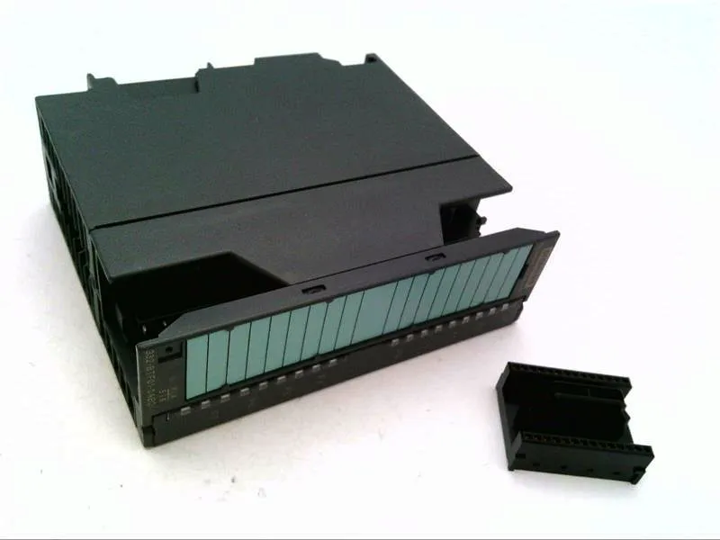 6ES7332-8TF01-0AB0 Module d'E/S logique VDC par SIEMENS