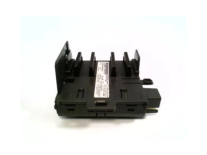 6ES7650-8PC00-0AA0 Module/Châssis API par SIEMENS