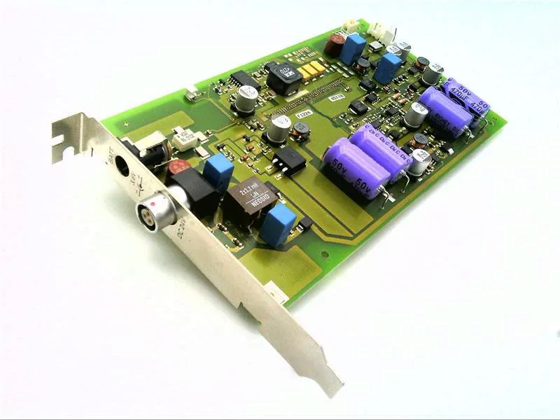 6ES7678-1RA00-0XB0 Carte PC/Carte d'extension API par SIEMENS