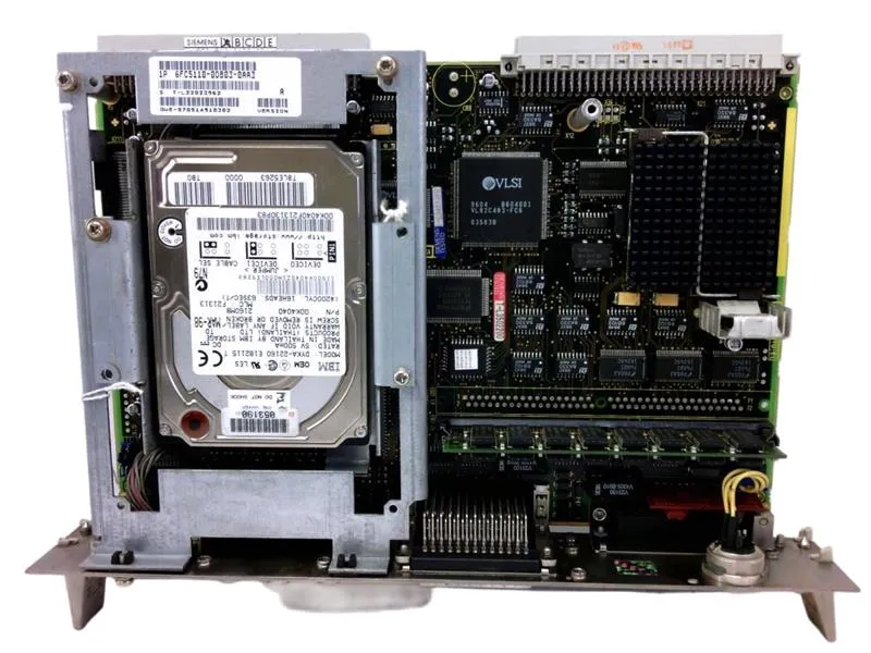 6FC5110-0DB03-0AA3 Carte d'ordinateur industriel par SIEMENS