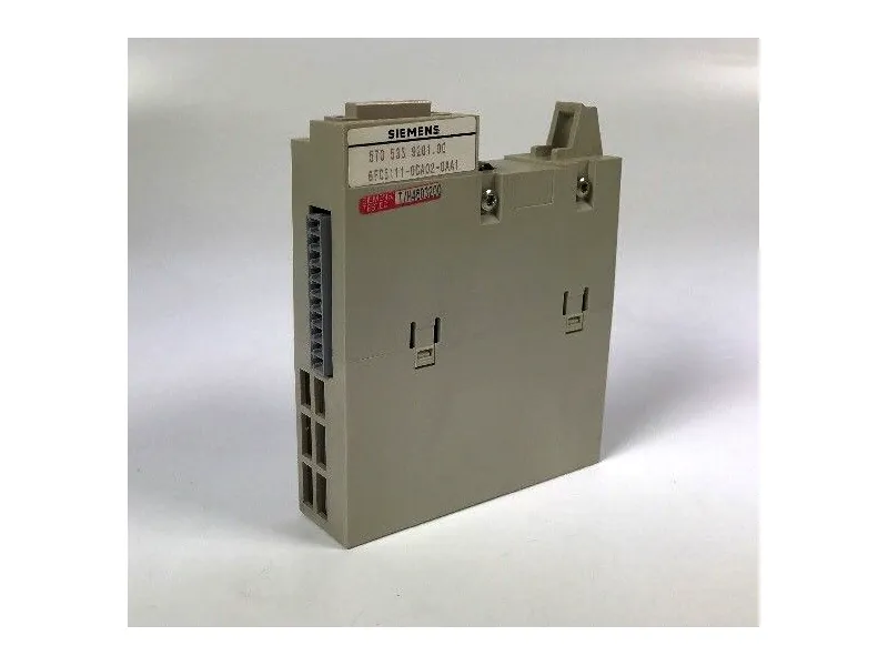 6FC5111-0CA02-0AA1 Module/Châssis API par SIEMENS