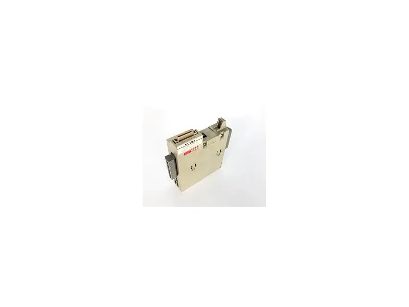 6FC5111-0CA04-0AA0 Module/Châssis API par SIEMENS