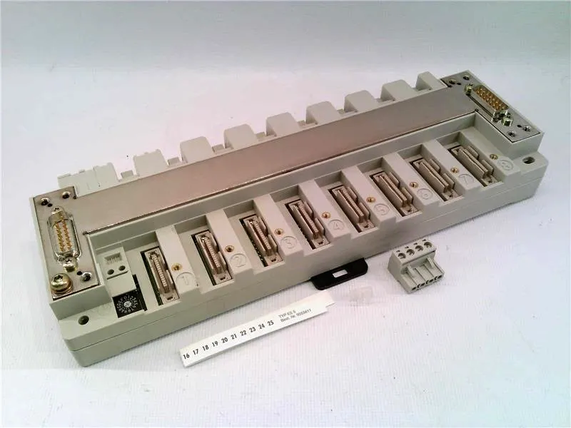 6FC5111-0CA73-0AA1 Module/Châssis API par SIEMENS