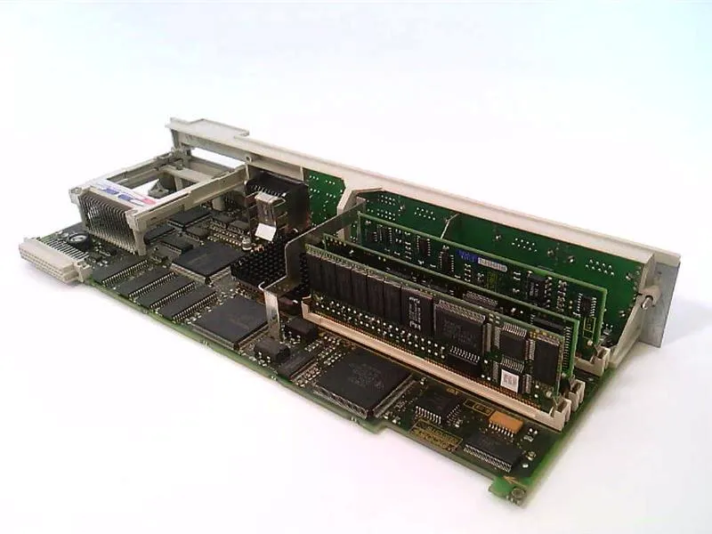 6FC5356-0BB11-0AE1 Module/Châssis API par SIEMENS