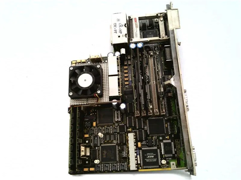 6FC5357-0BB33-0AE0 Module/Châssis API par SIEMENS