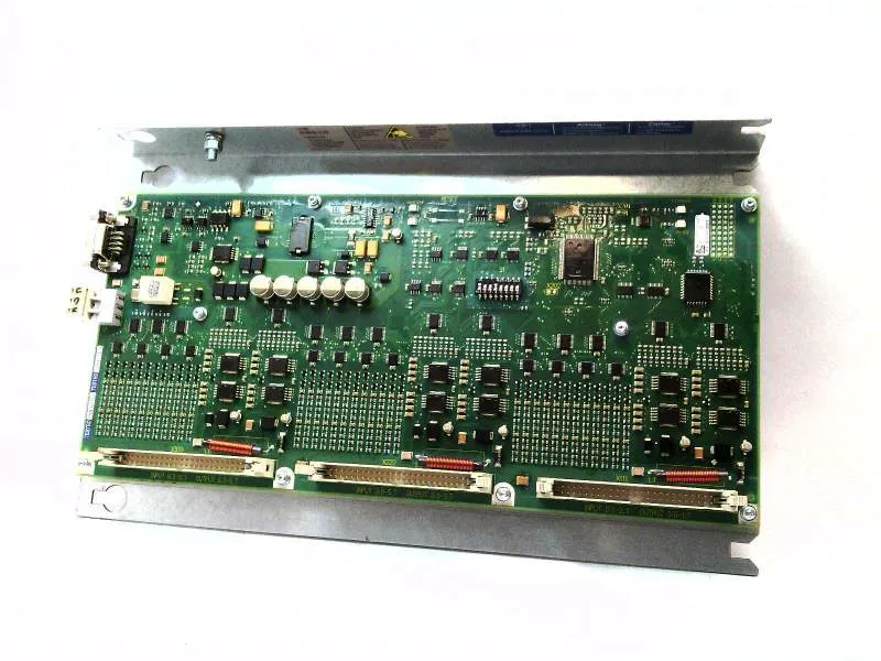 6FC5611-0CA01-0AA1 Module/Châssis API par SIEMENS