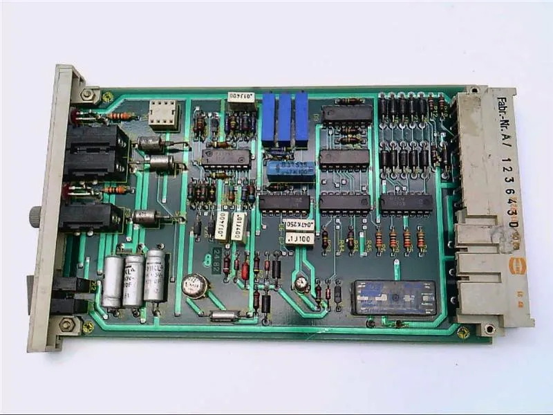 6FP1706-0B Module/Châssis API par SIEMENS