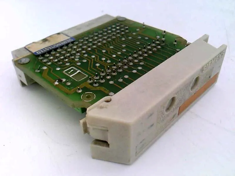 6FX1130-5BB00 Module/Châssis API par SIEMENS