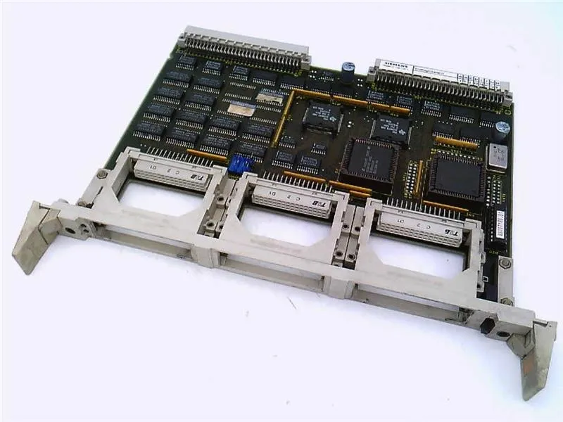 6FX1138-6BB01 Module/Châssis API par SIEMENS