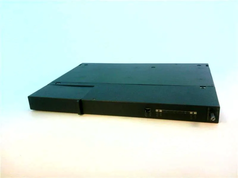 6GK7443-1BX00-0XE0 Module/Châssis API par SIEMENS
