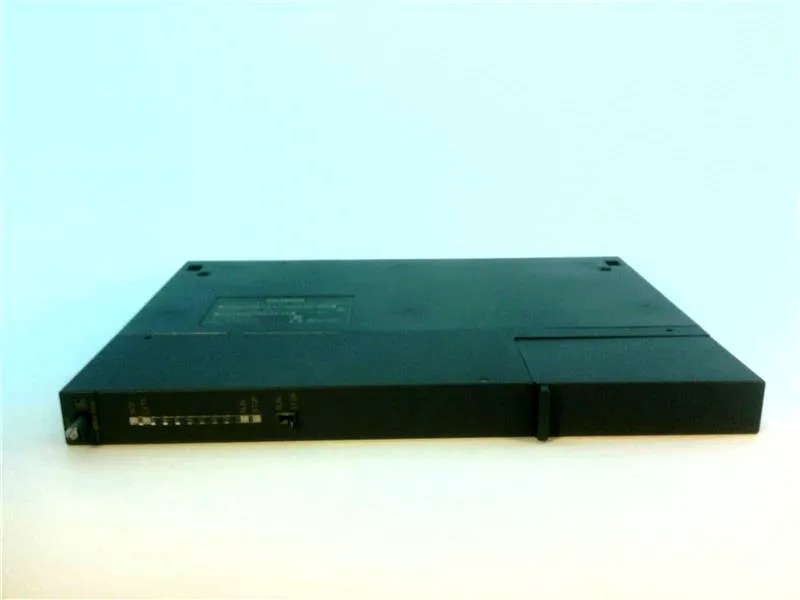 6GK7443-1BX00-0XE0 Module/Châssis API par SIEMENS